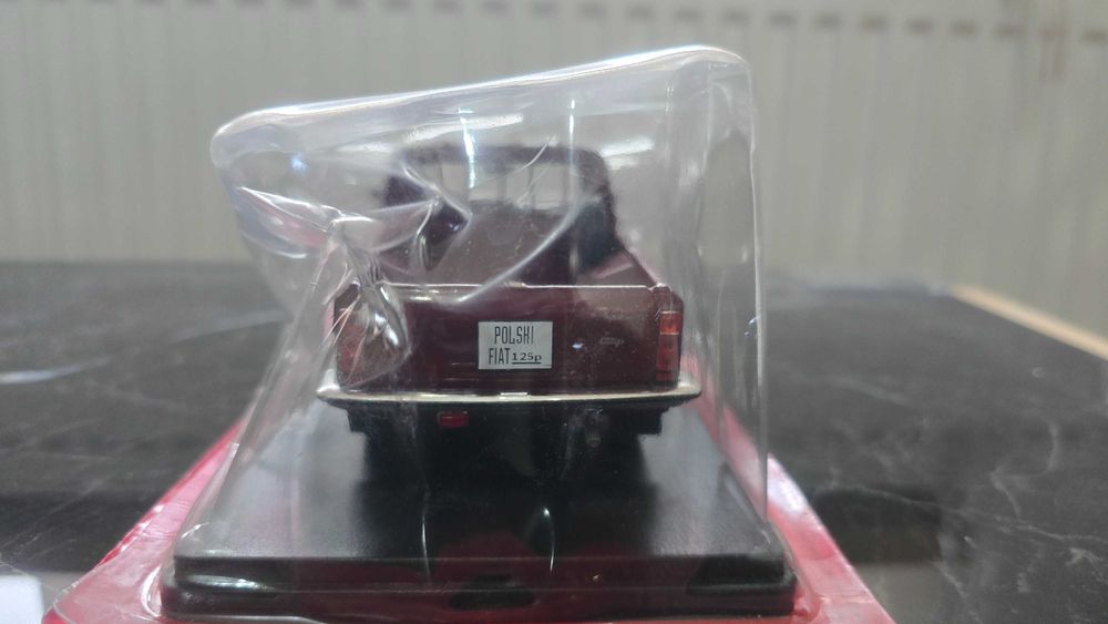 Fiat 125p Pick-up 1975 Skala 1:24 F1