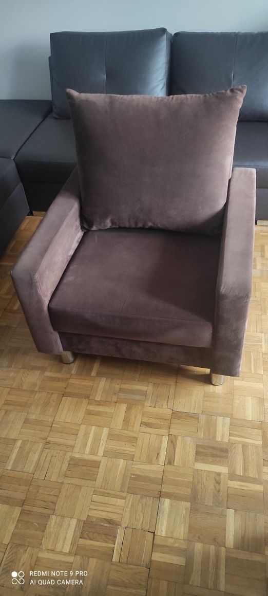 Fotel + podnóżek