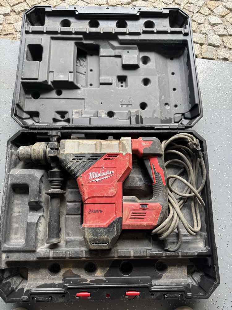 Młot wiercąco-kujący SDS-MAX K850S Milwaukee