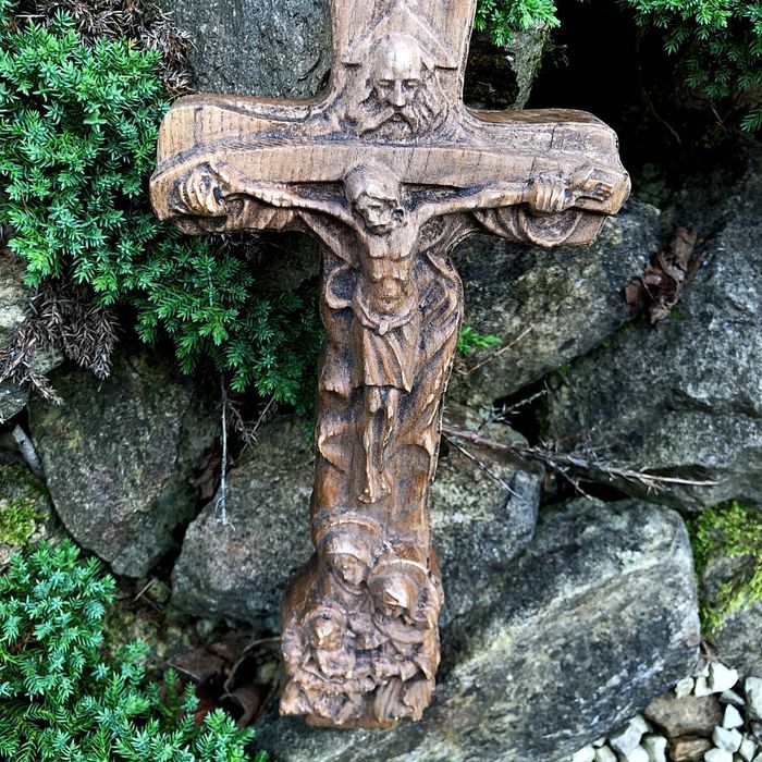 Obraz w drewnie Płaskorzeźba Krzyż Święty 50