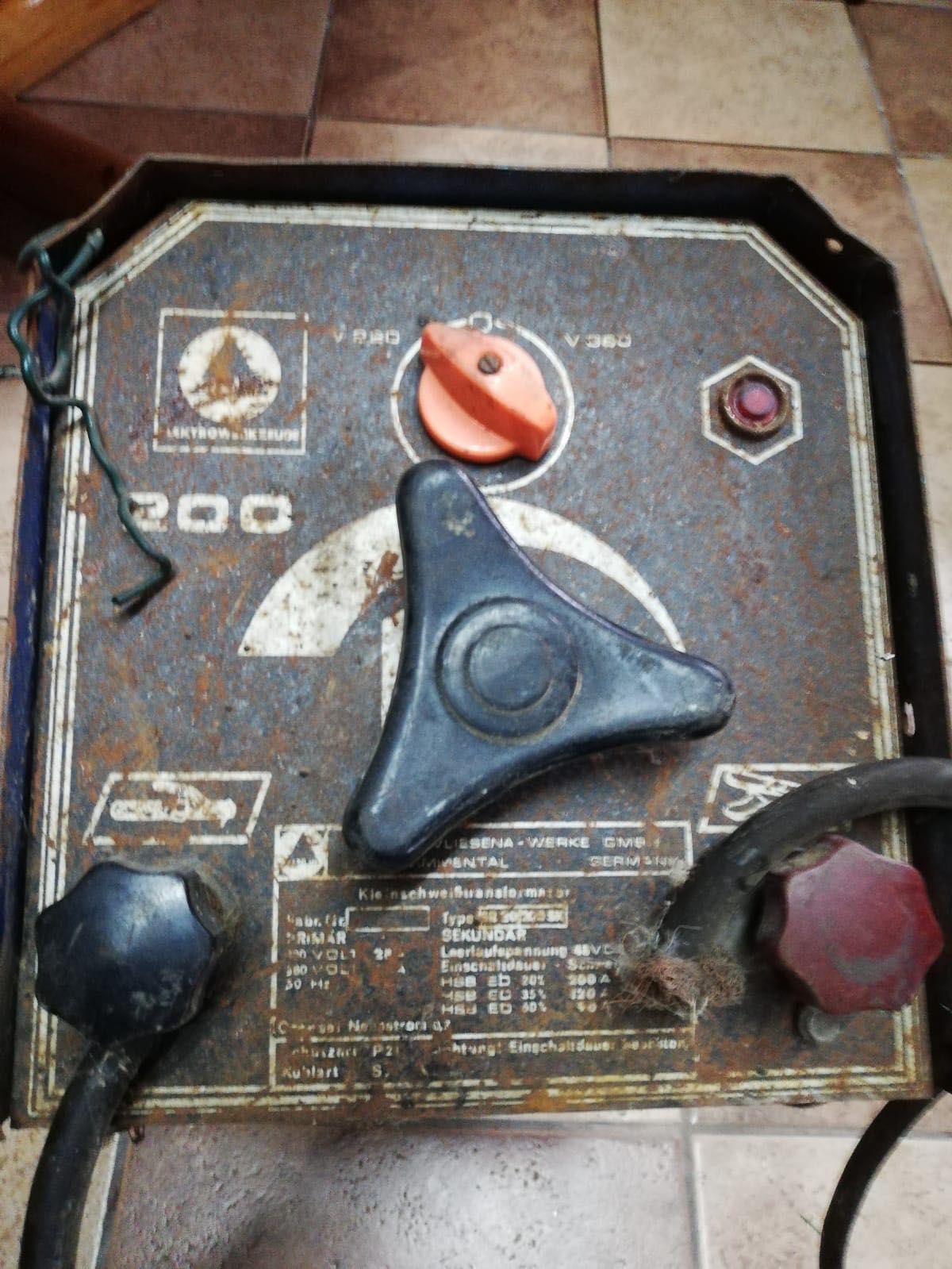 Spawarka elektrodowa 230V Bercin