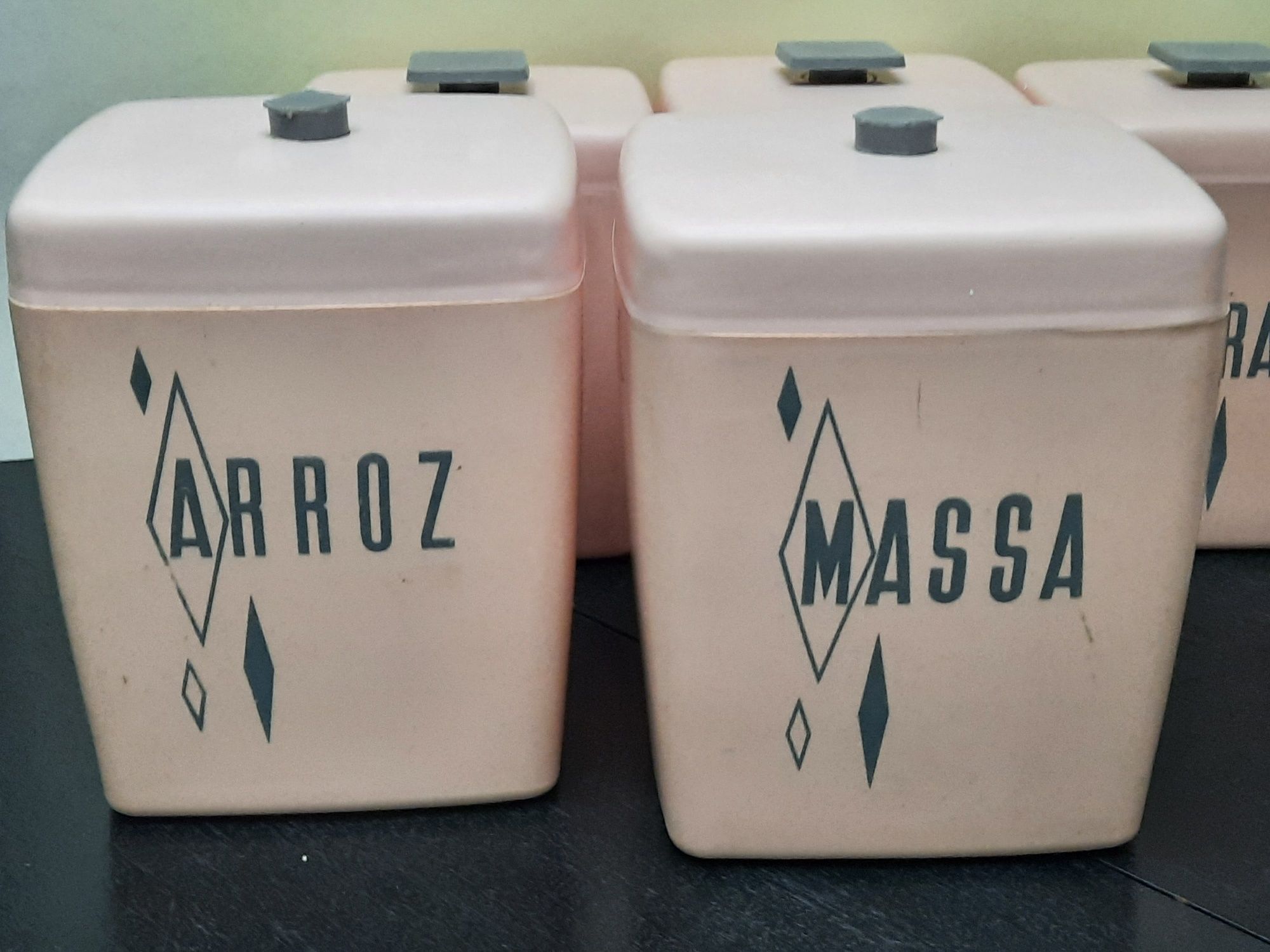Conjunto vintage de caixas de cozinha
