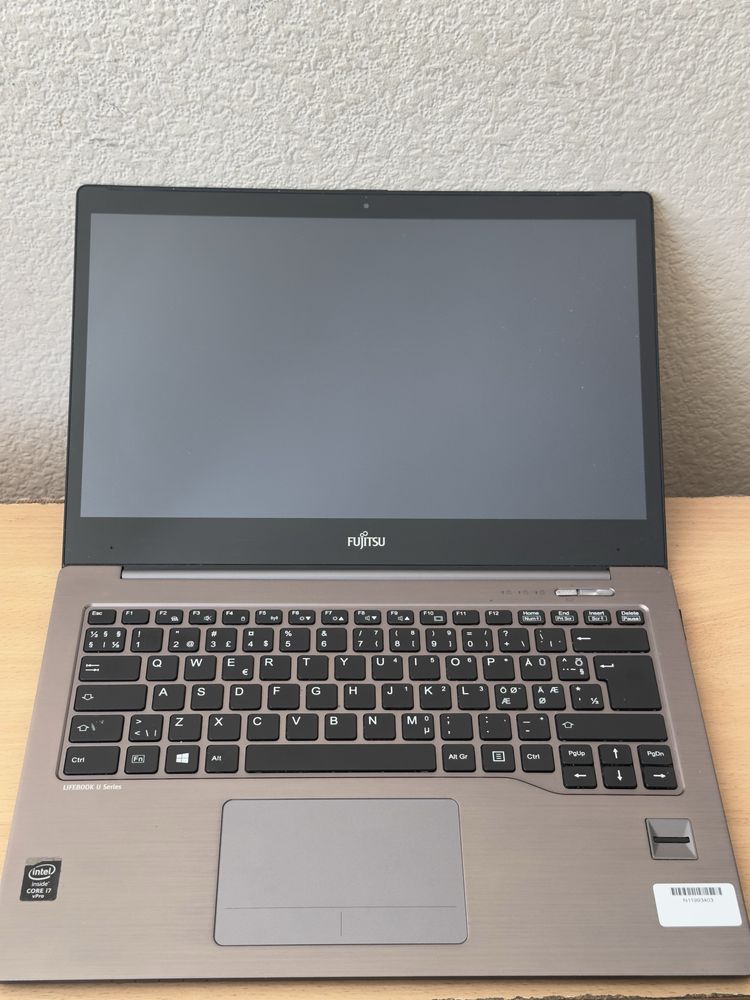 Ноутбук Fujitsu U904 14" QHD+IPS ТАЧ i7-4600U/10Gb/SSD256/HD4400