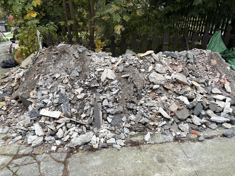 Gruz budowlany oddam za darmo