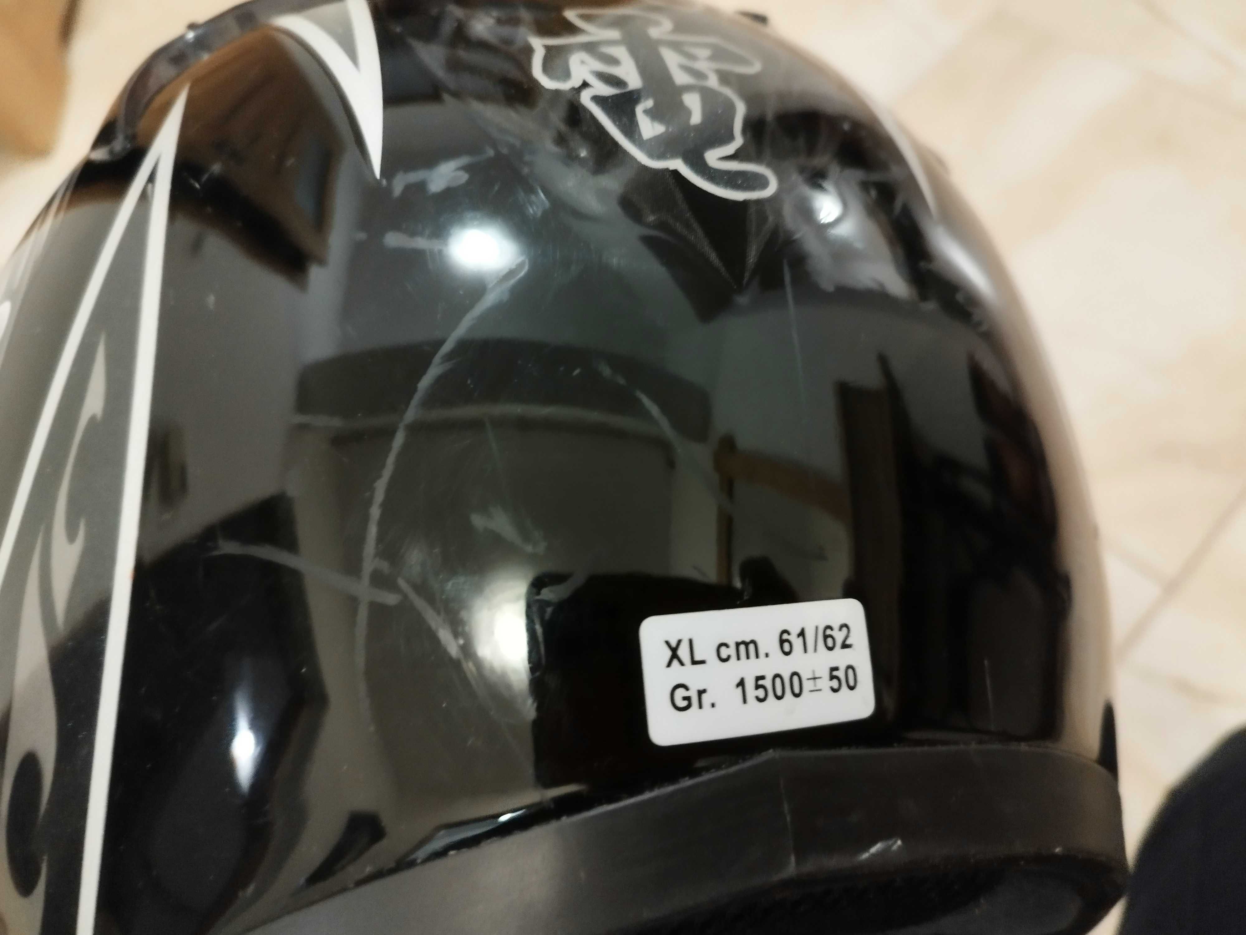 kask AKIRA XL 61-62cm