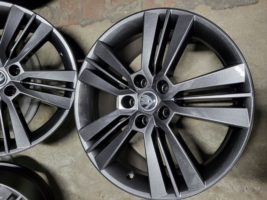 Felgi  18 5x112  Skoda  Octavia  Superb  karog  kodiag  vw golf 5.6.7