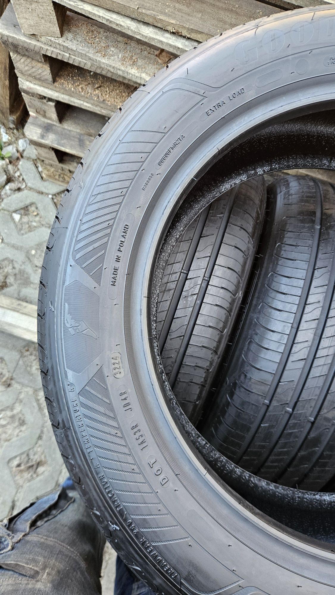 opony nowe 215/55R17 goodyear efficientgrip performance 2