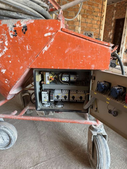 Штукатурна станція