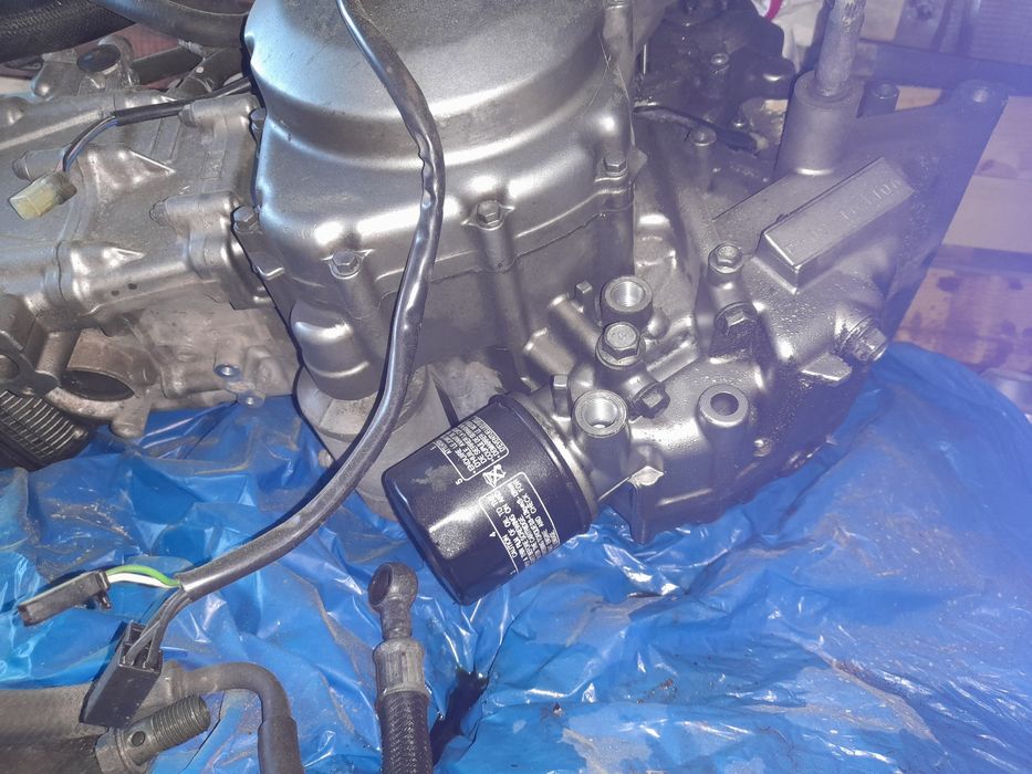 Silnik suzuki v-strom 650  na czesci