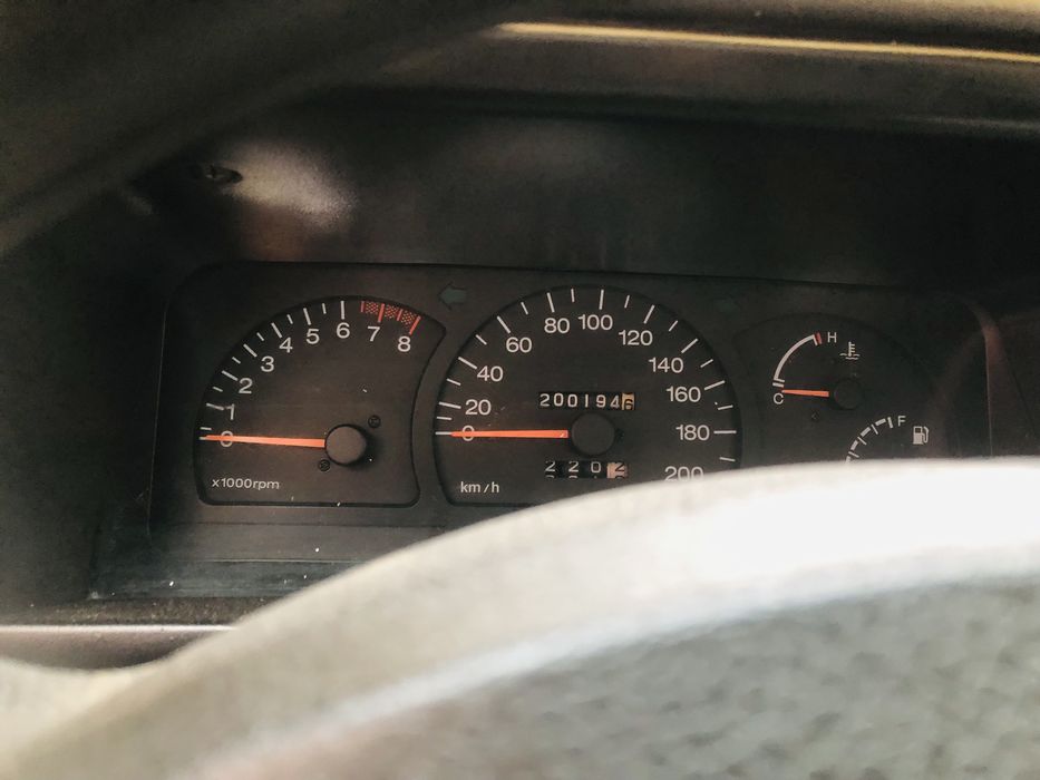 Продам Daewoo Nexia 1,5л 70 к.с