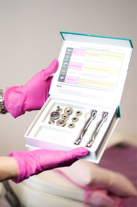 Kombajn kosmetyczny 6 w 1 Zemits Leon mezoterapia mikrodermabrazja