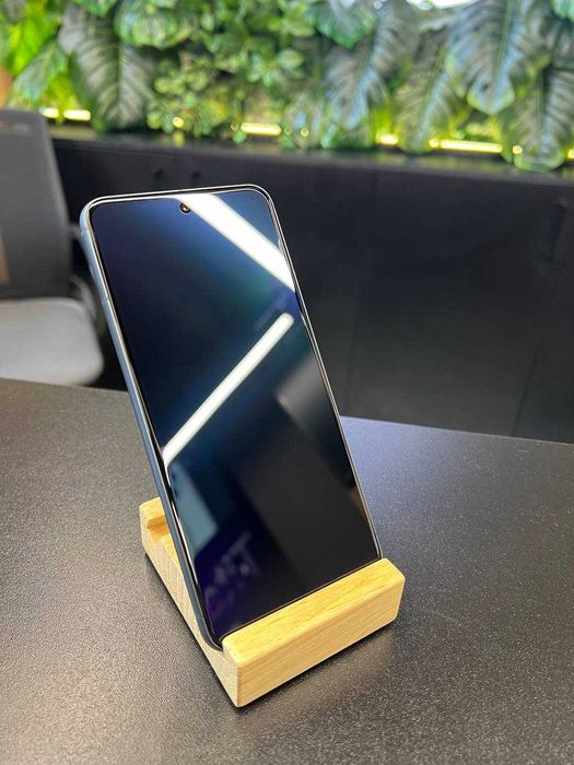 Google Pixel 8 8/128GB (Obsidian) ідеальний/користований