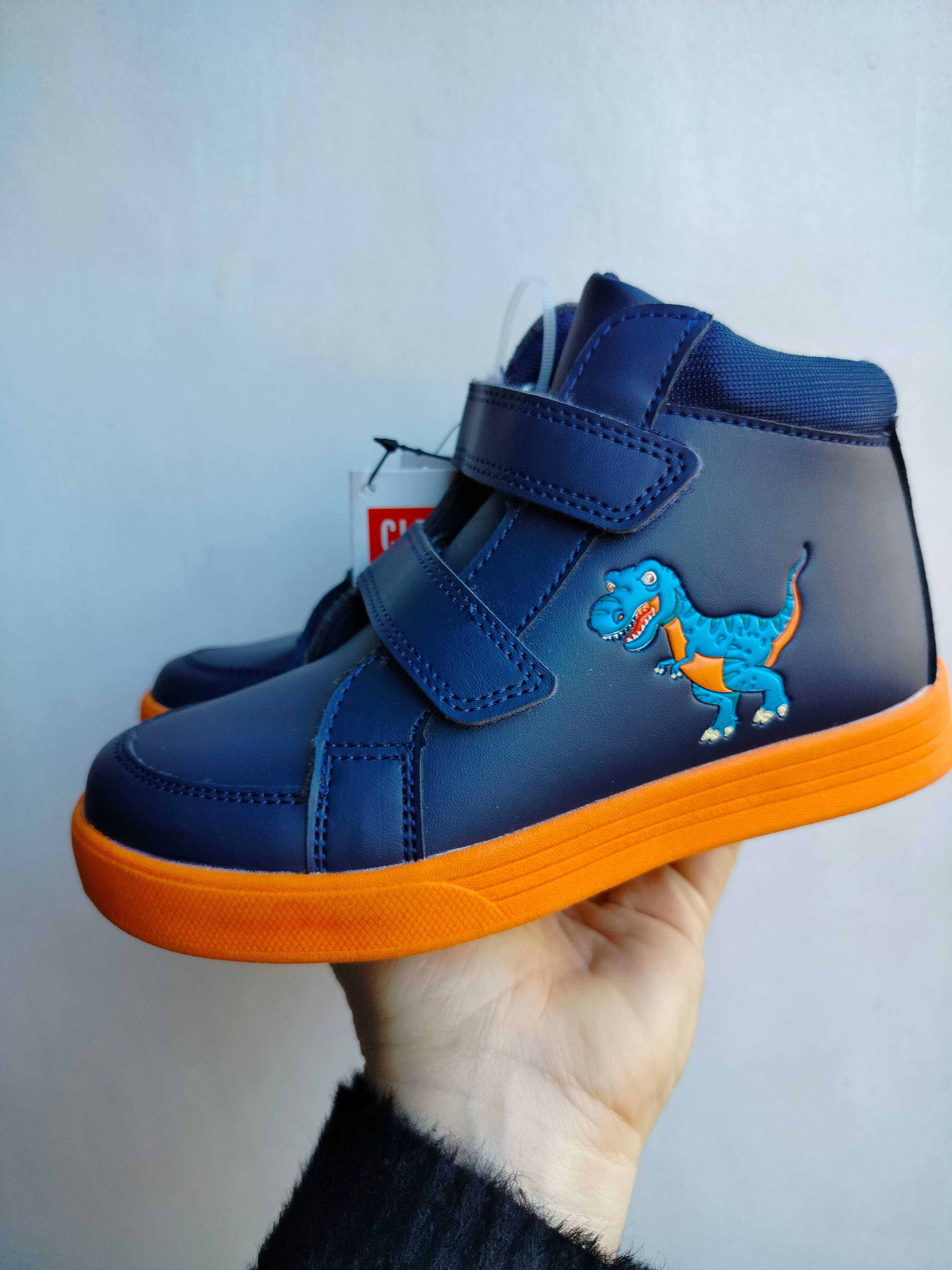 Sneakersy buty sportowe trzewiki 30 19,00cm dino dinozaur