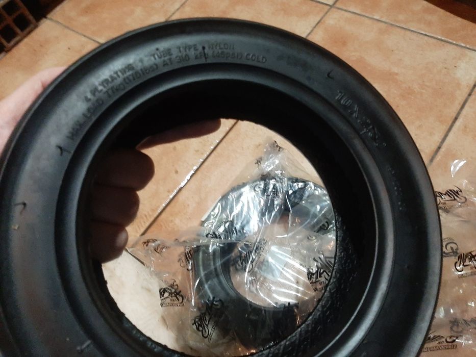 Pneus Novos 10 x 2.50