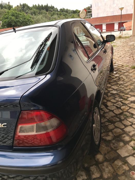 Honda civic 1.4is 97 / apenas 1 dono