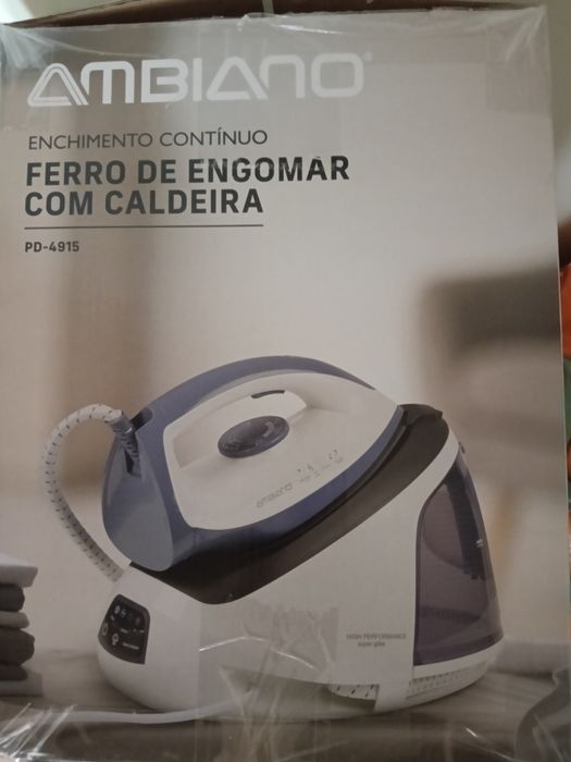 Ferro de engomar com caldeira