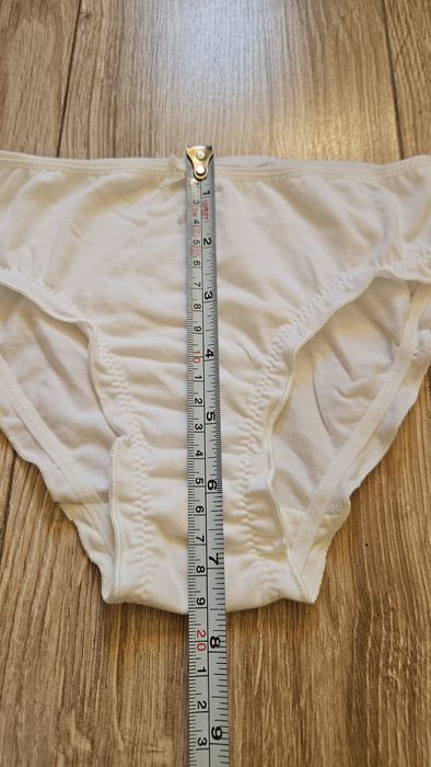 Nowe majtki figi dziewczęce Zara basic białe