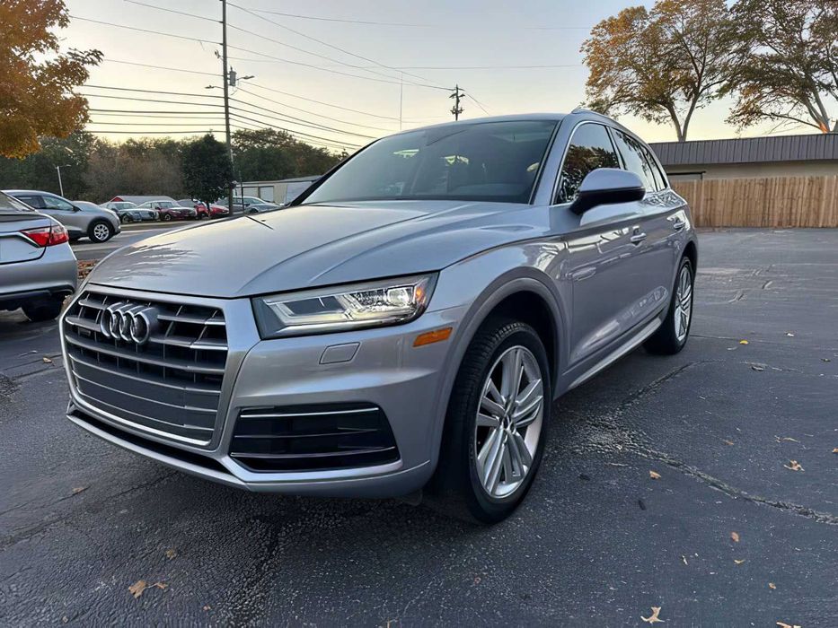 Audi Q5      2018