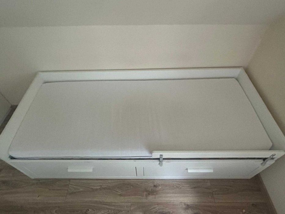 Ikea Brimnes łóżko z materacem i szufladami