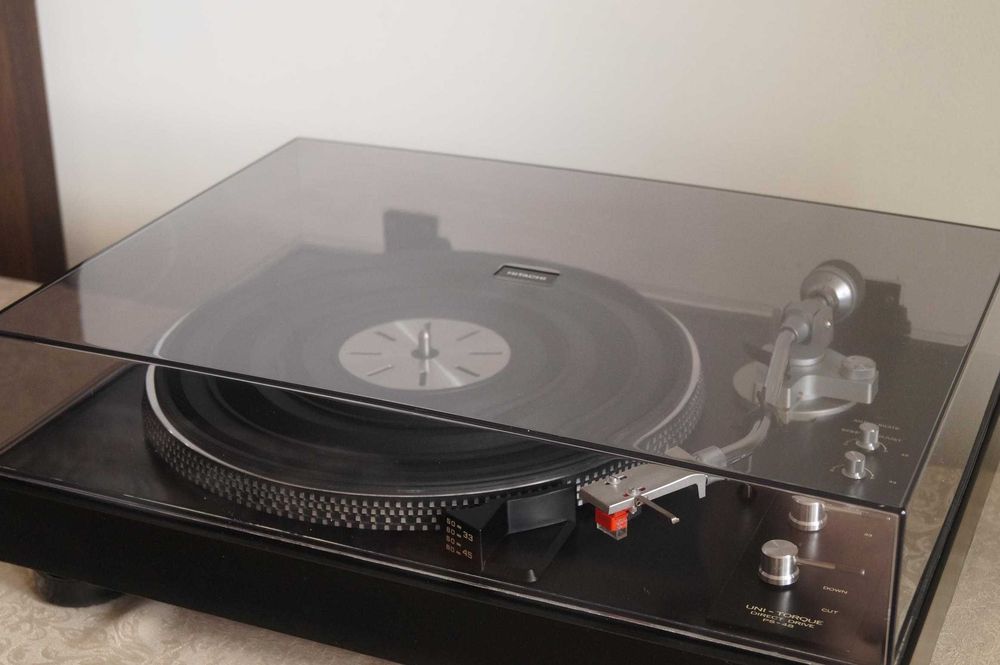 Gramofon Hitachi PS-48