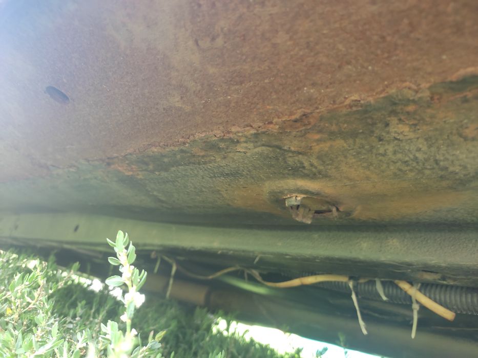 Продам машину Пежо