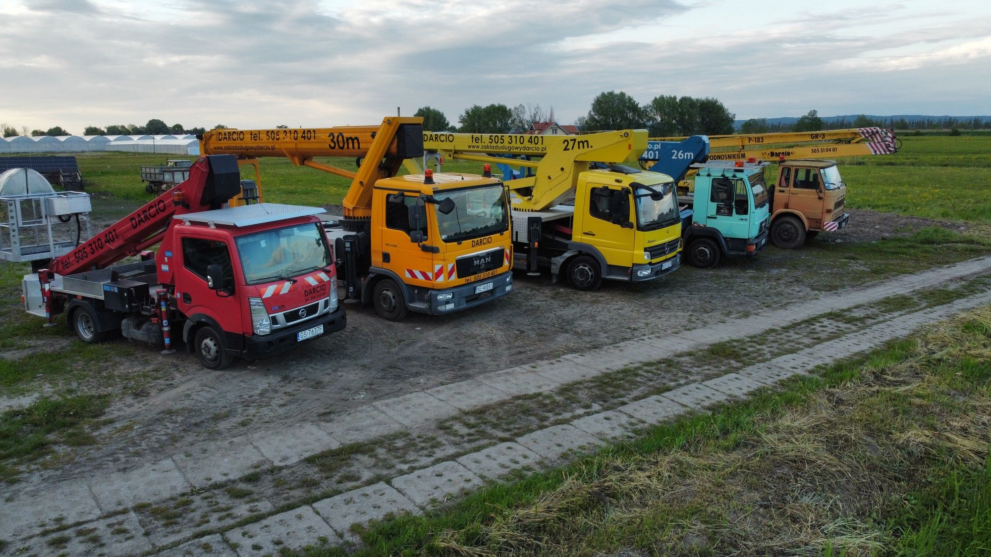 Usługi podnośnikiem koszowym, wynajem podnośników, mycie okien, dachów