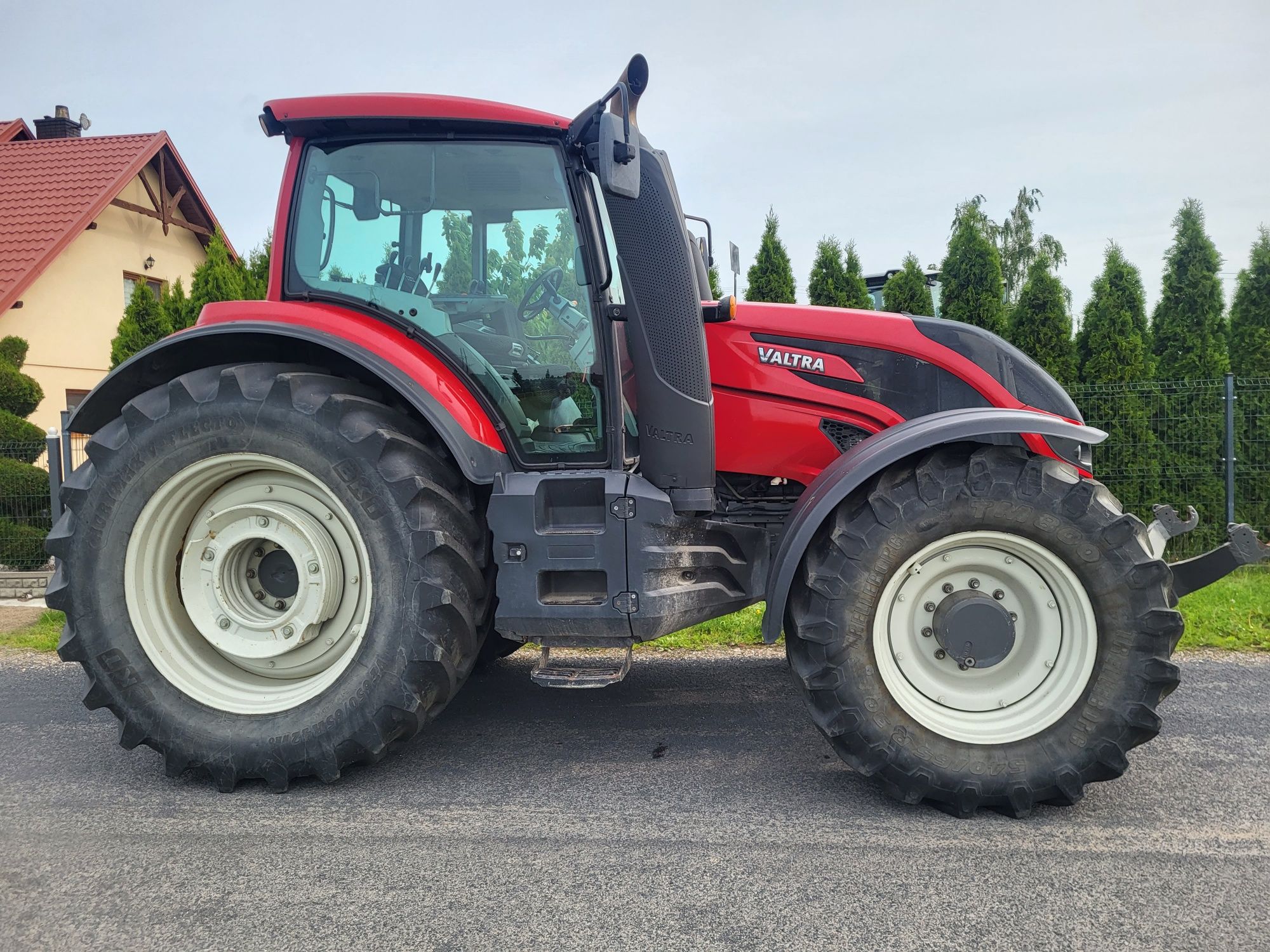 Ciągnik Valtra T234 Pneumatyka Tuz nie fendt john deere T254 T154