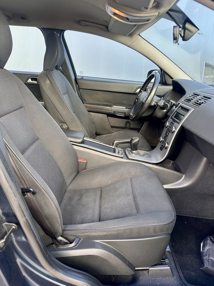 Volvo V50 1.6D 110cv