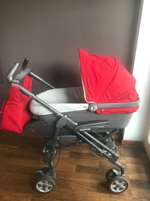 Peg Perego Pliko P3 - czerwony wielofunkcyjny wózek