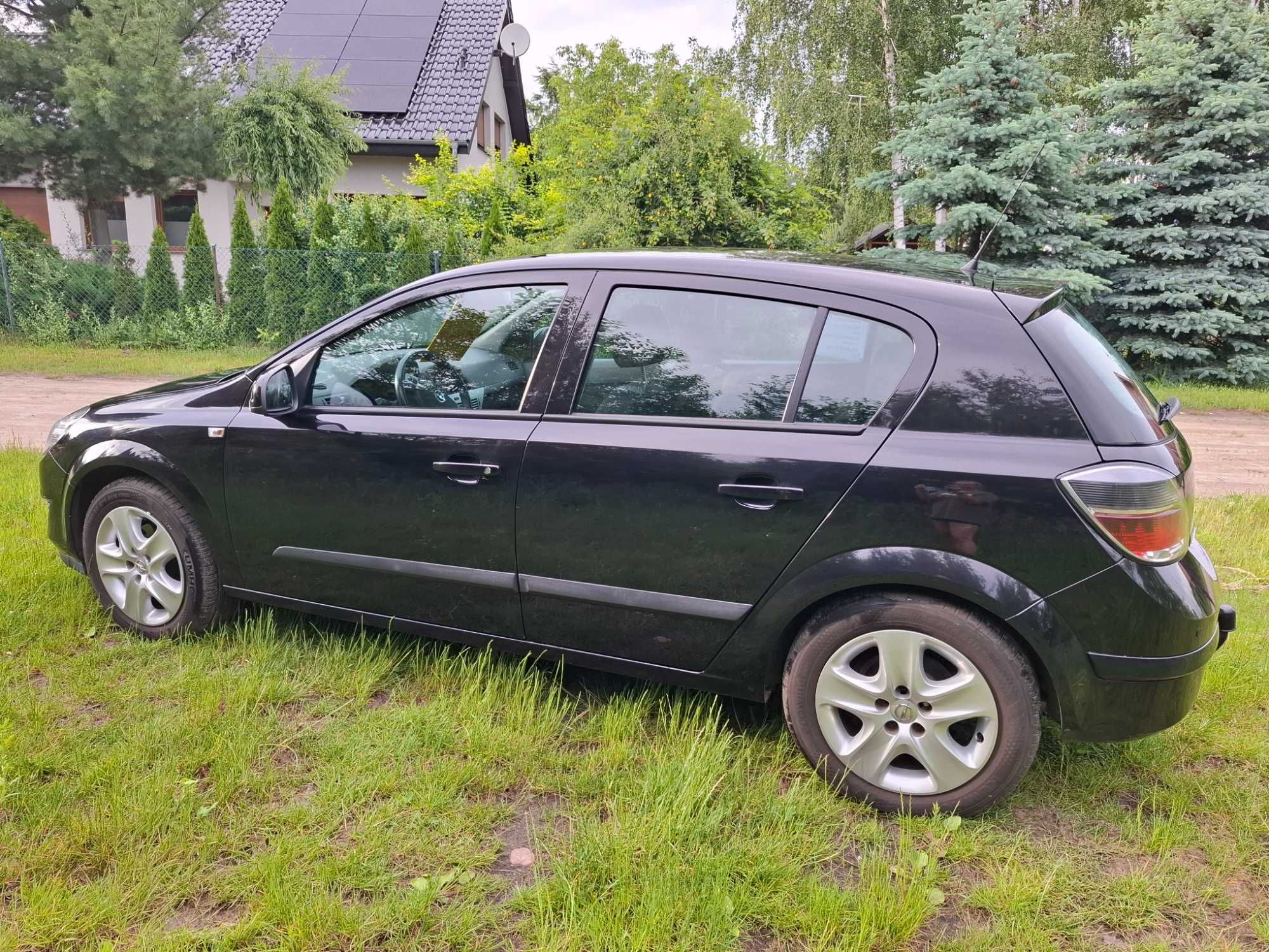 Super Stan ,Opel Astra H , 1.6 ben , 2011 r , I właś. bez wyp.
