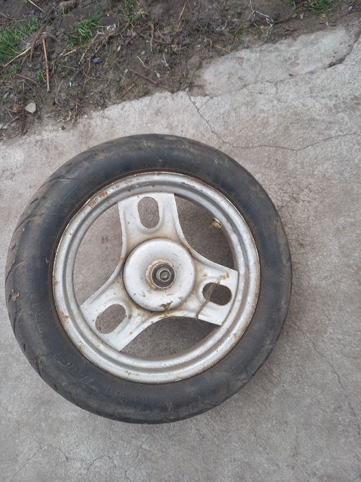 Колесо для скутера