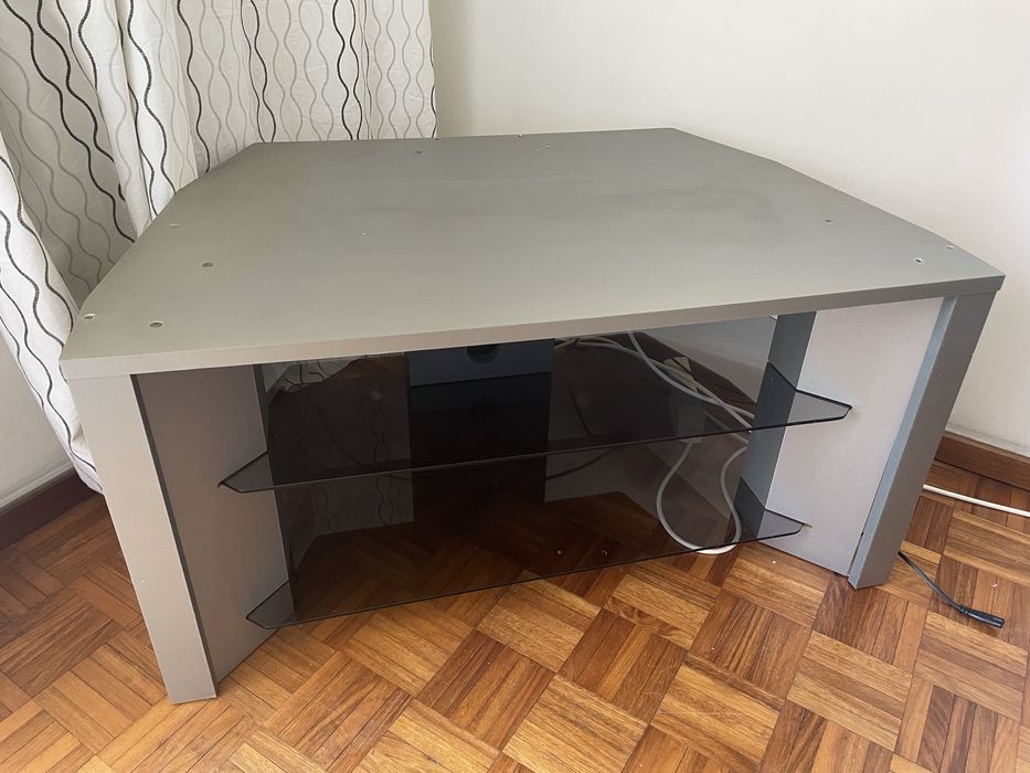 Movel tv - em bom estado