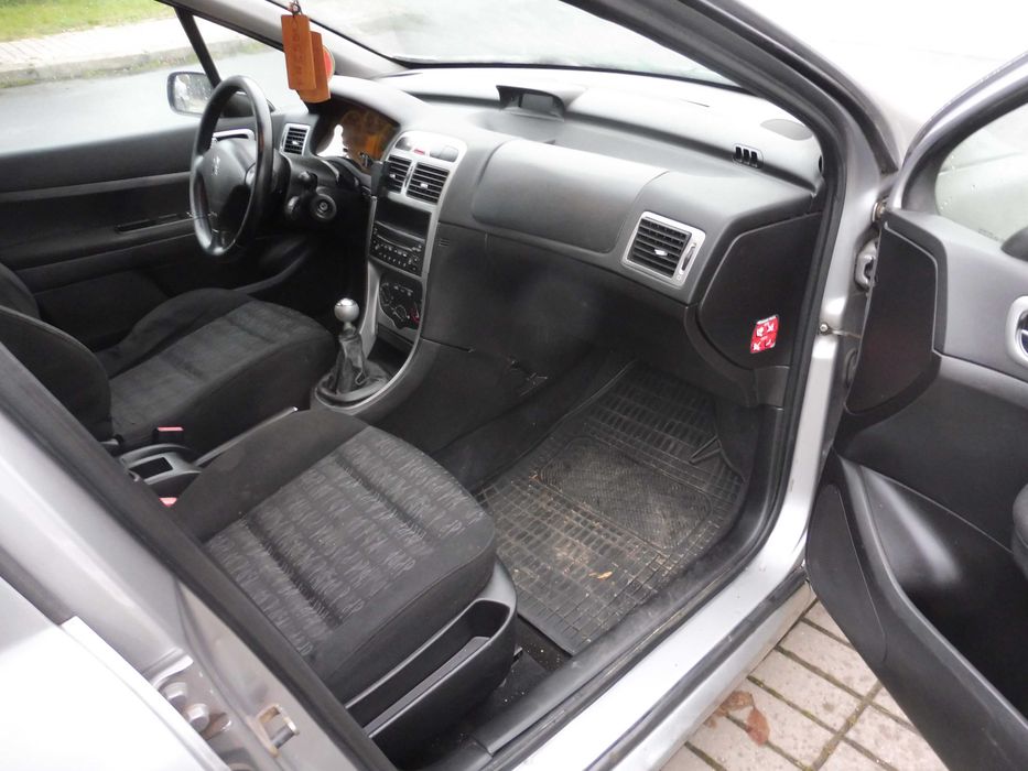 Peugeot 307 2,0 hdi na czesci