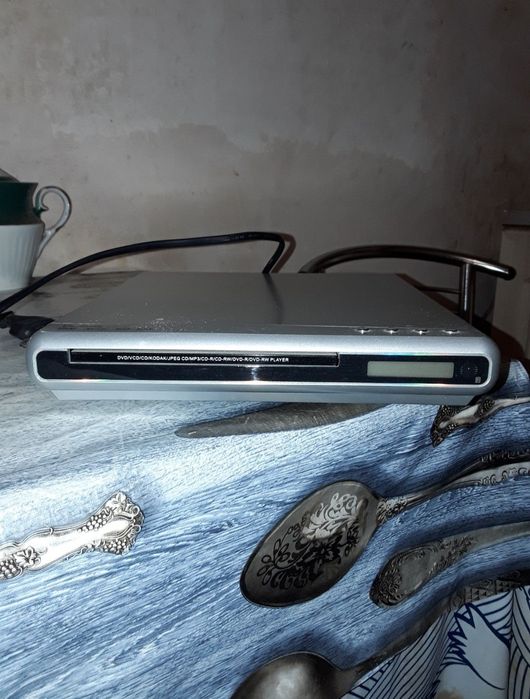 DVD проигрыватель