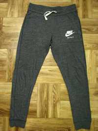 Damskie spodnie dresowe Nike Sportswear Gym VNTG