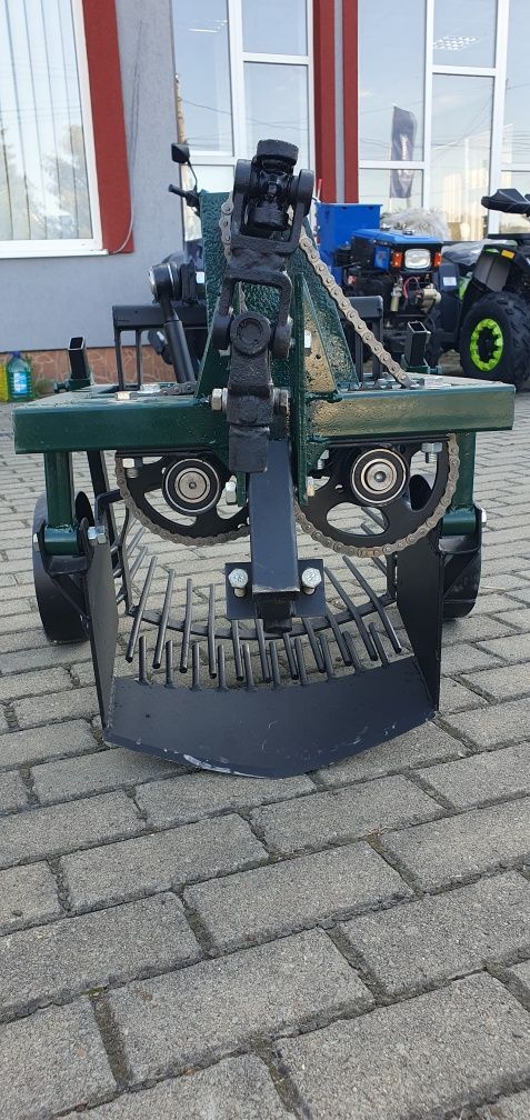 Картоплекопалка МБ-2060/2090 вібраційно-гуркотлива з карданом під ВОМ