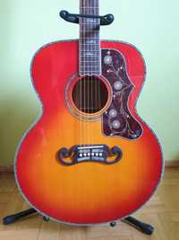 Gitara akustyczna super jumbo SJ-200 Custom Gallery cherry sunburst