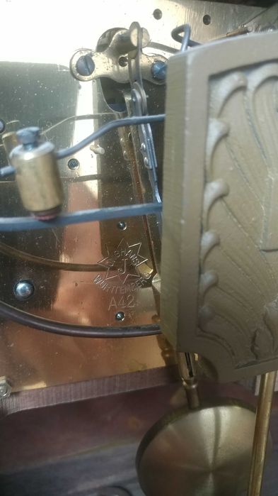 Junghans настільний годинник