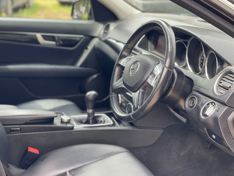 Бампер,капот,фара,телевізор Mercedes C-Class W204 C197 Авторозборка