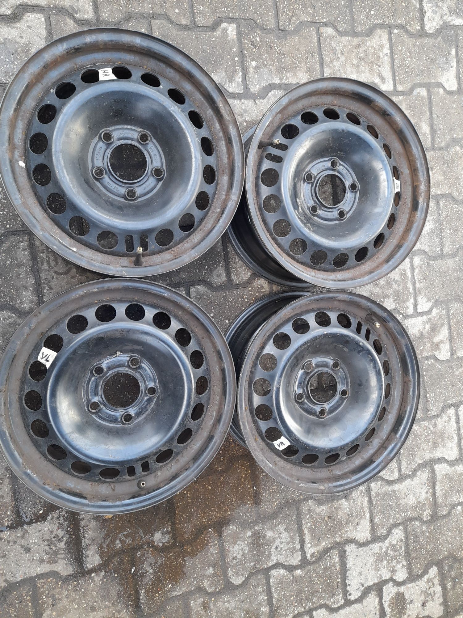 Felgi stalowe  mercedes 5x112  15-17 import z Niemiec