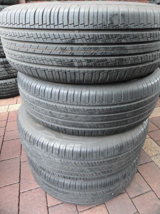 215/65R17 Nexen Komplet 4 sztuki CALOROCZNE 2023 rok JAK NOWE