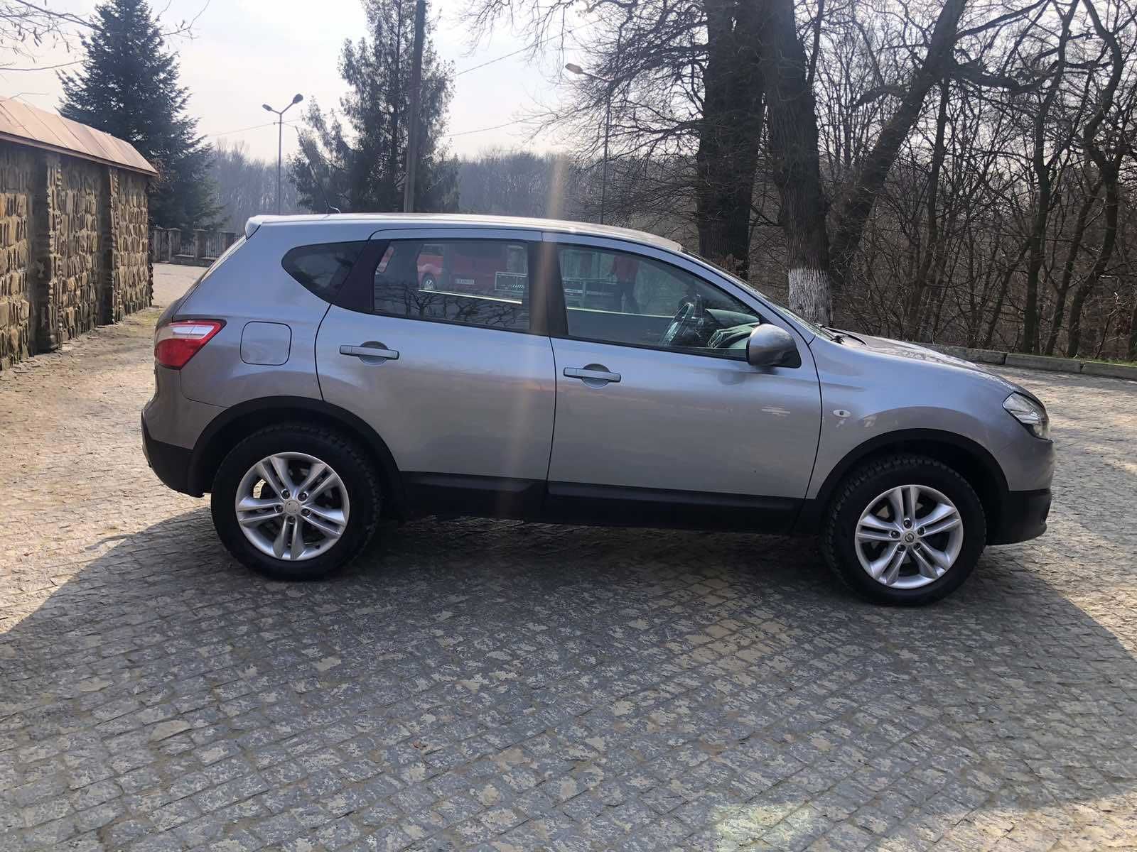 Продам Nissan Qashqai