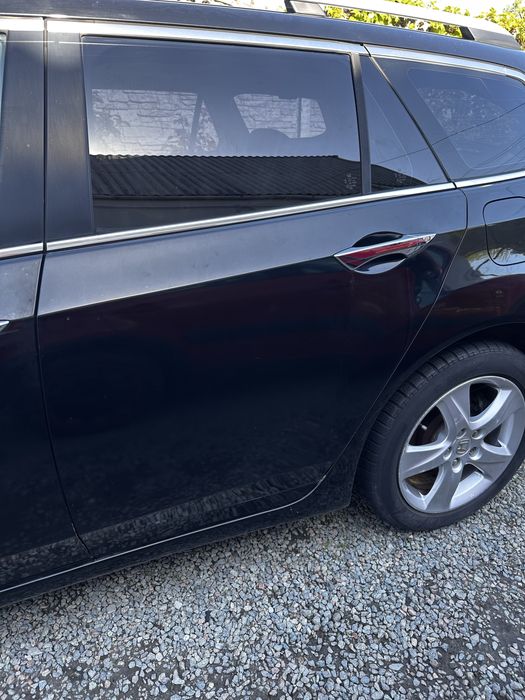 Двери дверь   хонда акорд 8  Honda accord 8 es