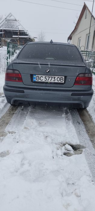 Бмв е39 528і сів поїхав