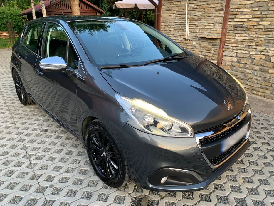 Peugeot 208 bez wkładu, b. ładny, serwisowany