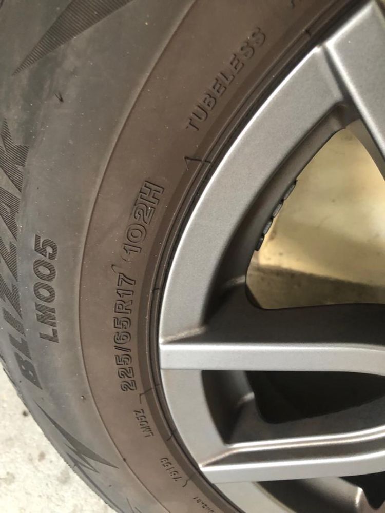 4 Pbeus e 4 Jantes 255/65R17