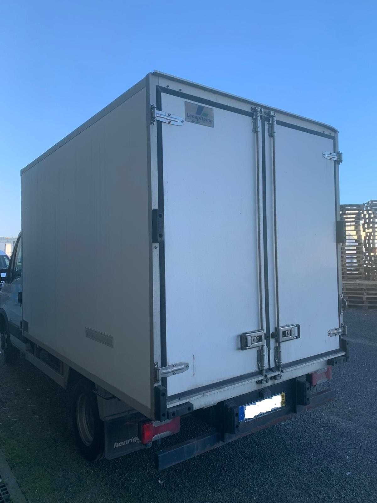 IVECO 40C12 com Caixa Frigorifica e Refrigeração