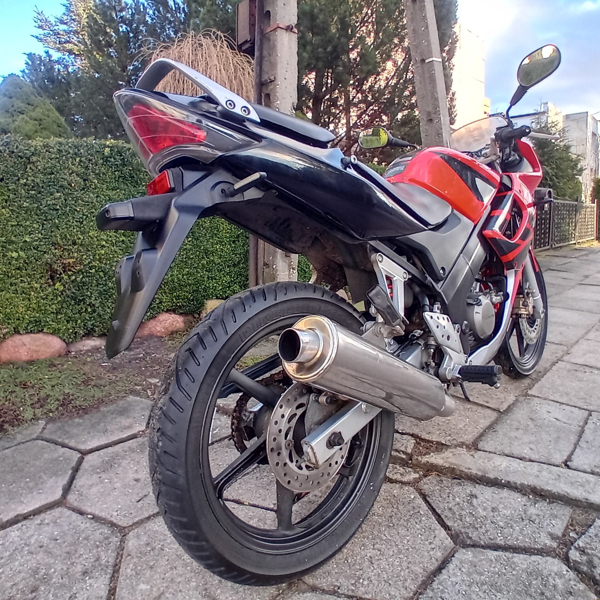 Honda CBR 125 kat A1 B NIEMCY Transport