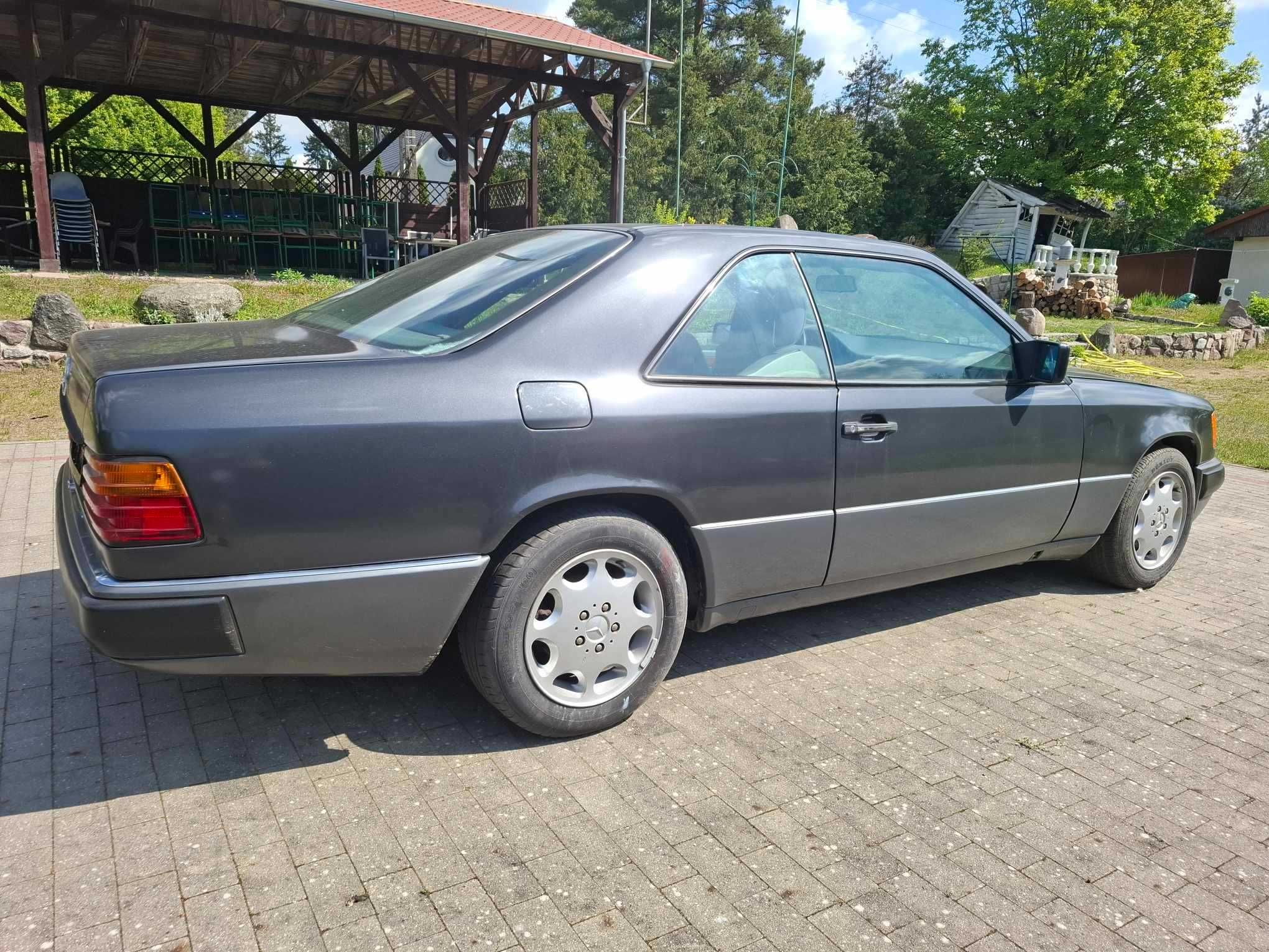 Mercedes W124 Coupe 2,3 Bez rdzy