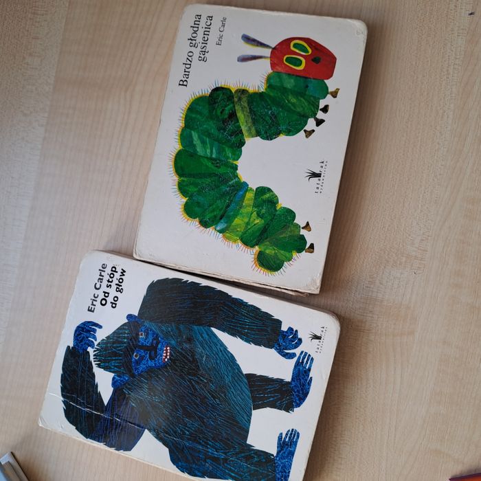 Bardzo Głodna Gąsienica Od stóp do głów